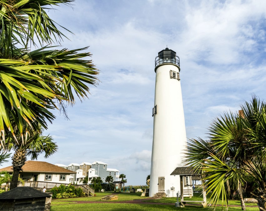 climb the lighthouse when you stay at st. george island hotels